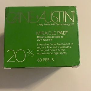 Cane + Austin Miracle Pad